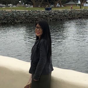 Meet your Posher, Cindy